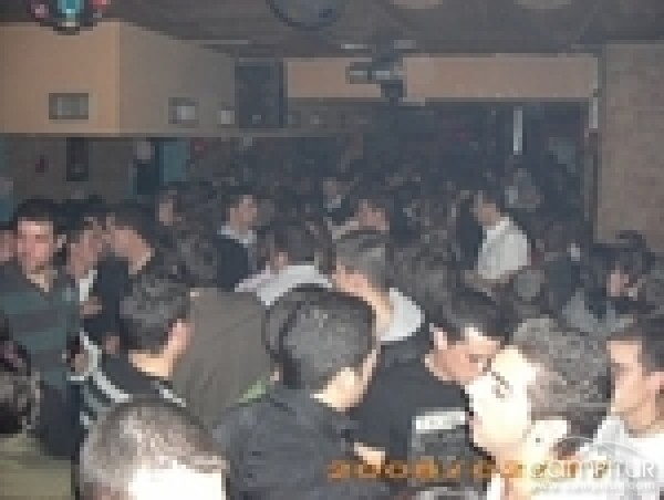 Pub Metal